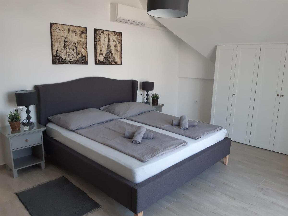 Apartman Soos -- Only For Relaxation, Not For Party! 시오포크 외부 사진