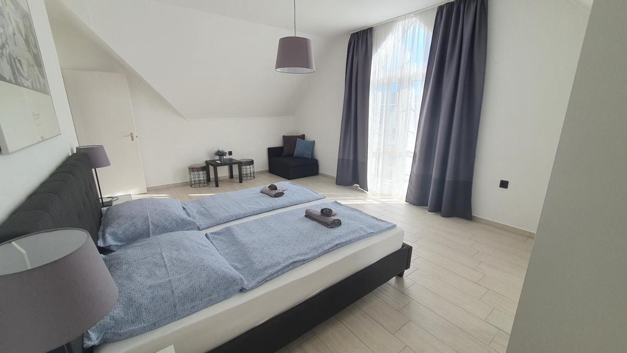 Apartman Soos -- Only For Relaxation, Not For Party! 시오포크 외부 사진